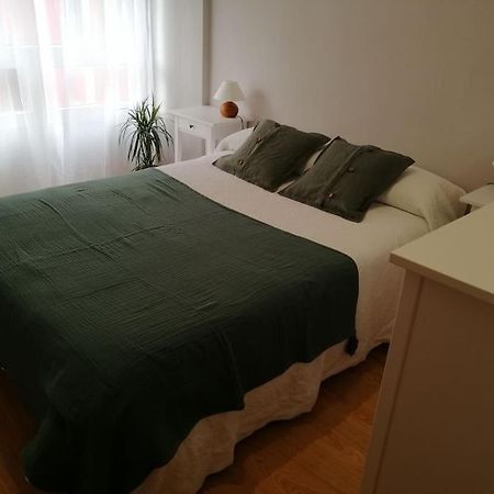 Apartamento Piso Completo Cerca De Estacion Bus, Tren Y Ferrys Santander Exterior foto