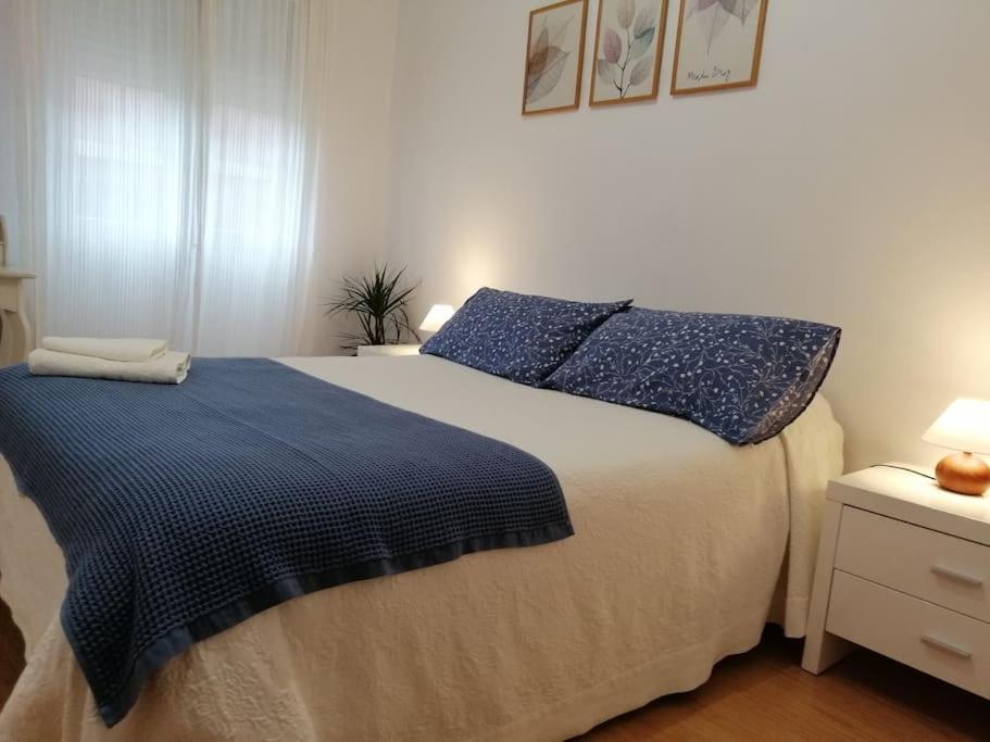 Apartamento Piso Completo Cerca De Estacion Bus, Tren Y Ferrys Santander Exterior foto