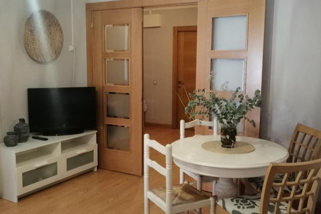 Apartamento Piso Completo Cerca De Estacion Bus, Tren Y Ferrys Santander Exterior foto