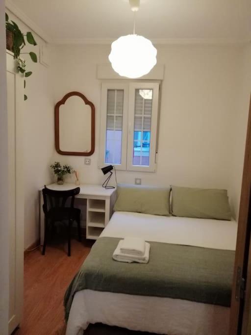 Apartamento Piso Completo Cerca De Estacion Bus, Tren Y Ferrys Santander Exterior foto