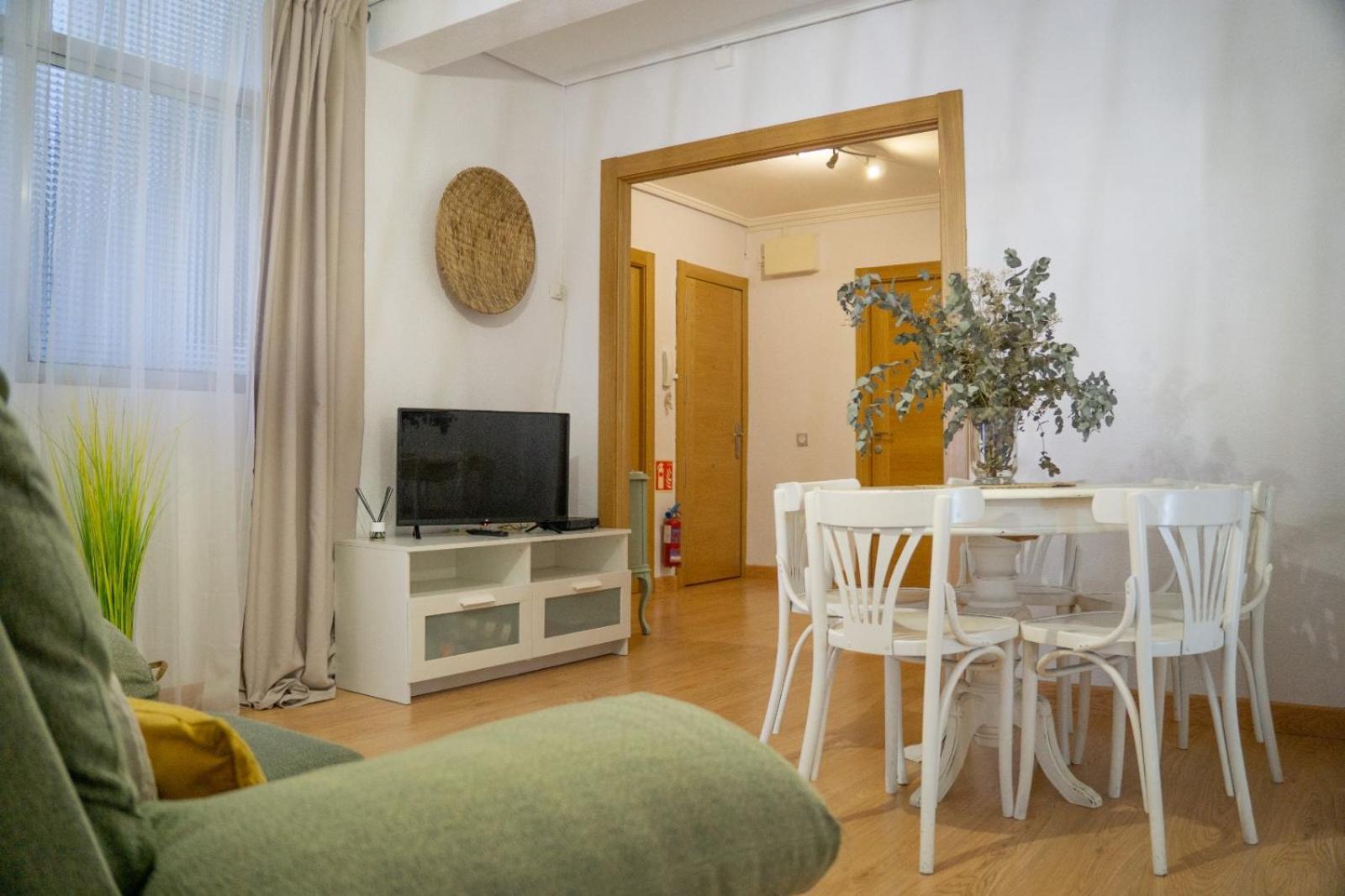 Apartamento Piso Completo Cerca De Estacion Bus, Tren Y Ferrys Santander Exterior foto